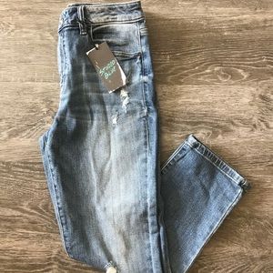 NWT STUDIO BLUE ALLY HIGH RISE STRAIGHT CROP JEAN